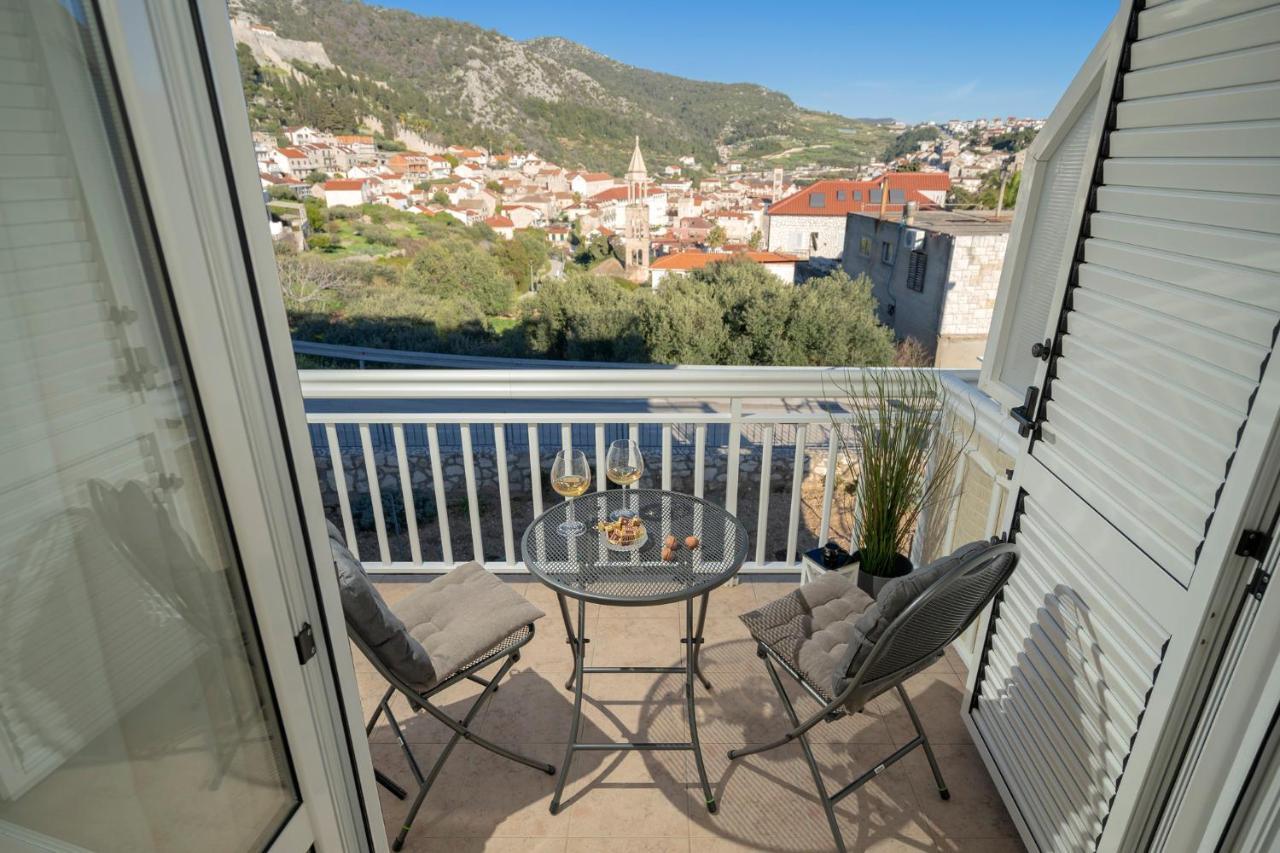 Novak Guesthouse - Zf Hvar Hvar Town Esterno foto
