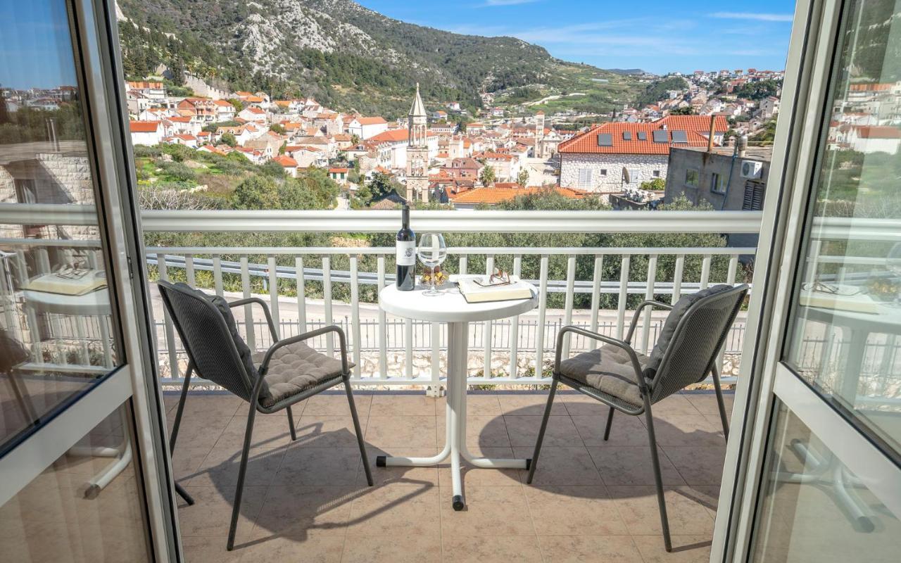 Novak Guesthouse - Zf Hvar Hvar Town Esterno foto