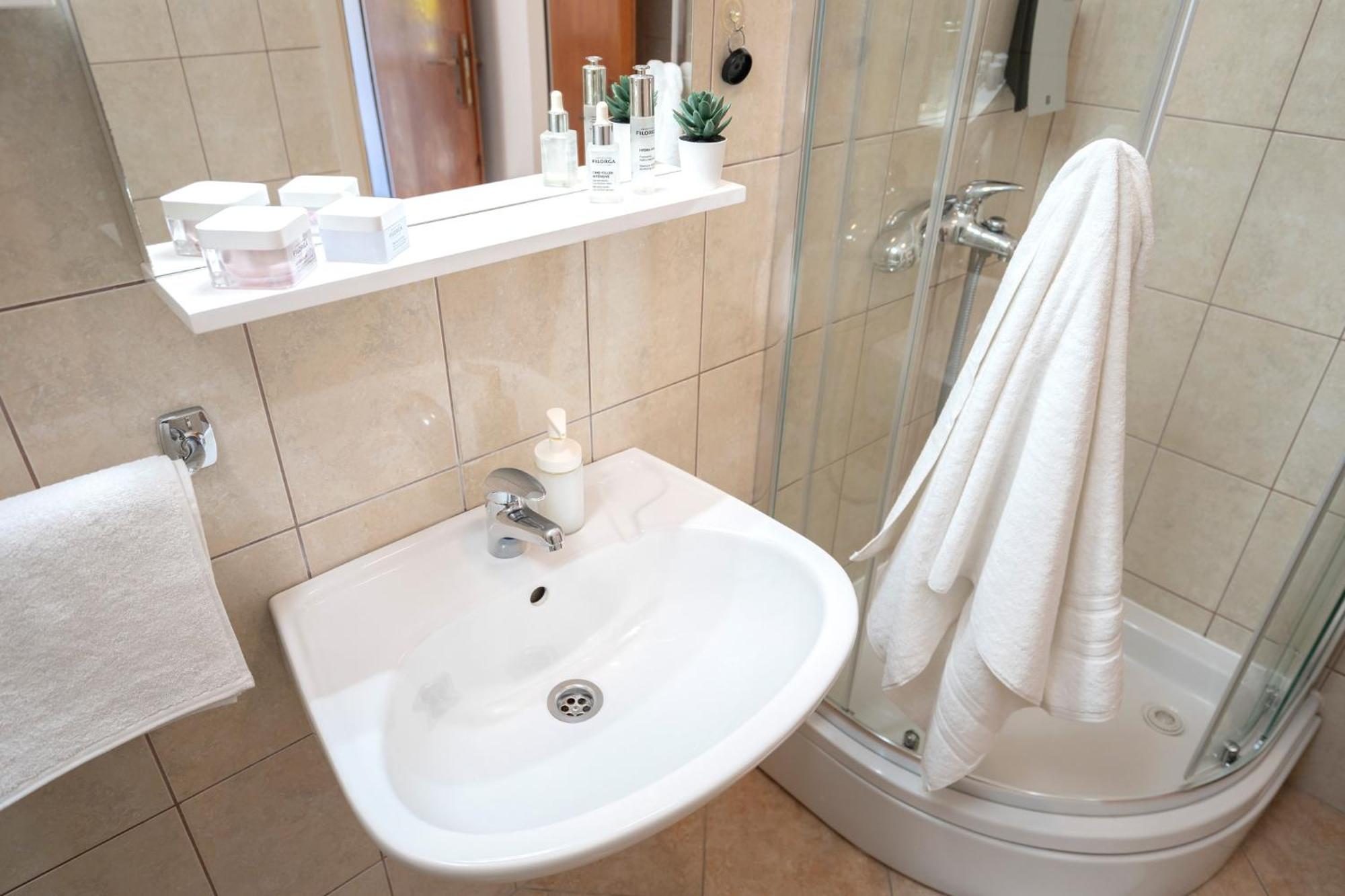 Novak Guesthouse - Zf Hvar Hvar Town Esterno foto